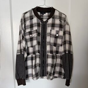 FATE Distressed Plaid Zip Up Shacket Jacket Size S Mixed Media Raw Hem Utility